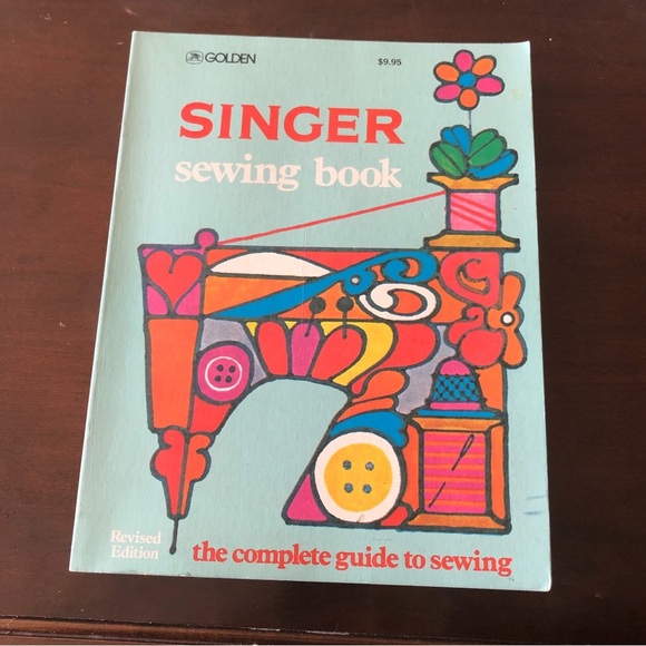 SINGER SEWING BOOK Revised Edition: The Complete guide to seeing (1972) - Picture 1 of 11